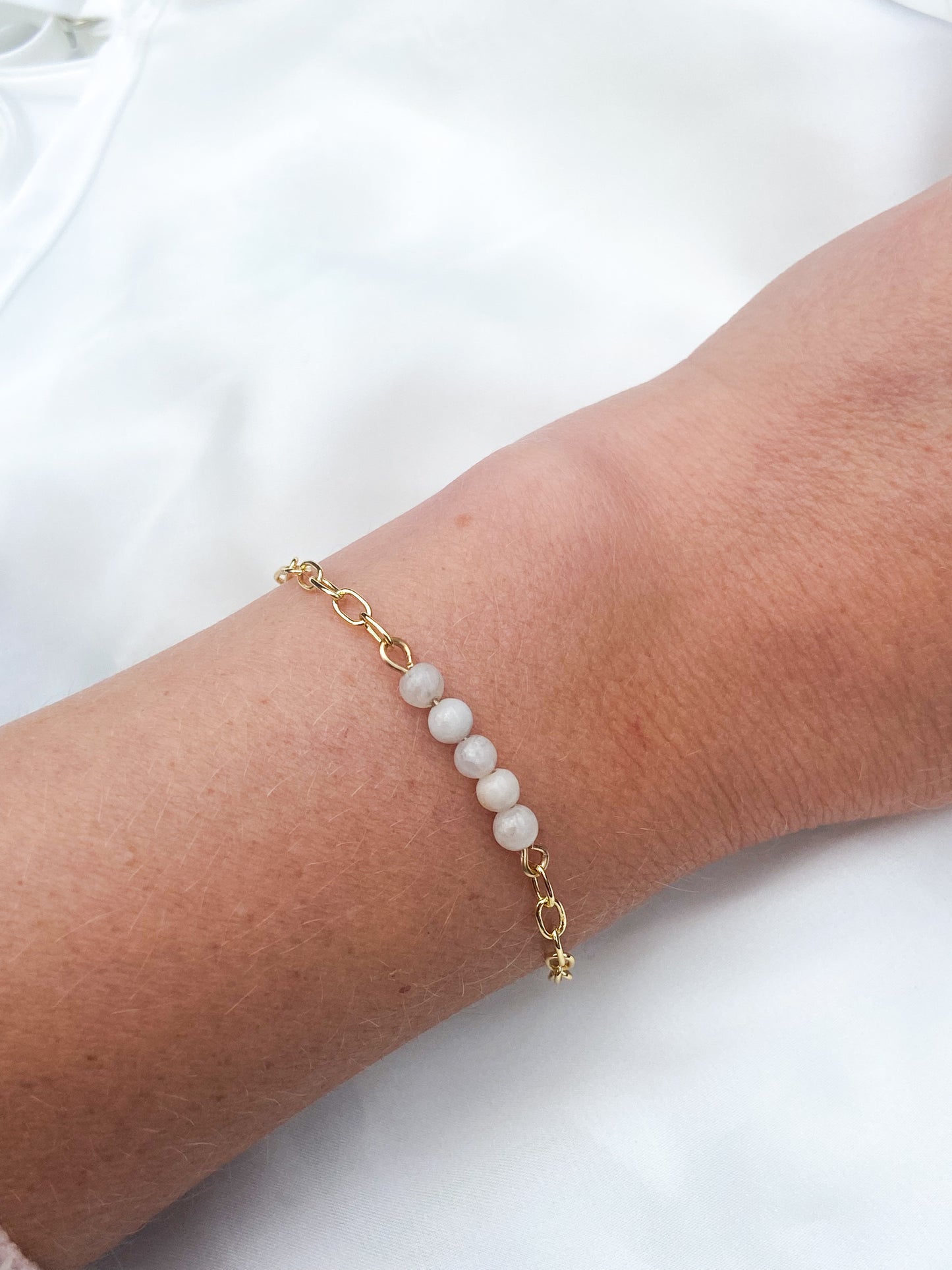Arya Bracelet - White